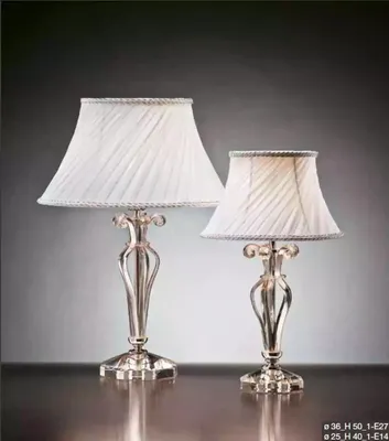 Image de Designer Lampe de Table Classique Lampadaire Lustre Cristal Luxe