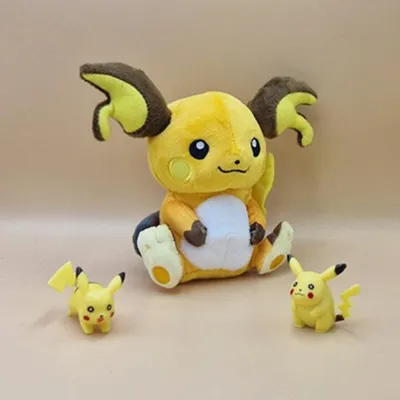 Produktbild von Pokemon Raichu Kuscheltier - 16 cm Plüschtier Raichu