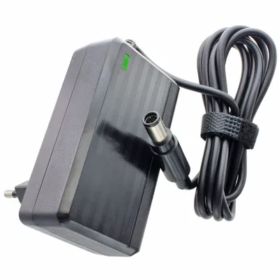 Produktbild von Zasilacz sieciowy odpowiedni do urządzeń Dyson DC30, DC31, DC34, DC35, DC36, DC43, DC44, DC45, DC56, DC57 100-240 V, ze wskaźnikiem poziomu naładowania