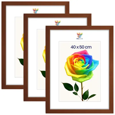 Produktbild von MG Design 3er Set Bilderrahmen 40 x 50 cm - Posterrahmen mit Braun Echtholzrahmen und bruchsicherem Acrylglas, Hoch & Quer mit stabiler Wandaufhängung