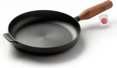 Immagine prodotto di Padella in ghisa con manico in legno, 26 cm, adatta a tutti i tipi di cottura, rivestimento antiaderente, pretrattata (noce)