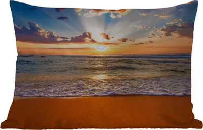 Produktbild von MuchoWow® Outdoor Kissen - Strand - Sonnenuntergang - Meer - Wolken - Horizont - 50x30 cm - Wetterfest - Lounge Kissen - Sofa kissen - Wohnzimmer Dekoration