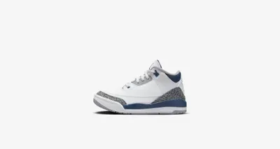 Produktbild von Nike Air Jordan 3 „Midnight Navy“ für Kinder, Größe: 35
