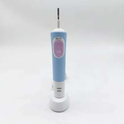 Produktbild von Oral-B | Electric Toothbrush | Vitality PRO Kids Frozen | Rechargeable | For children | Number of brush heads included 1 | Number of teeth brushing modes 2 | Blue