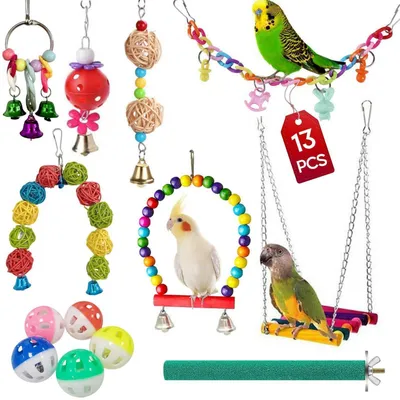 Immagine prodotto di Set di 13 giocattoli per uccelli, ideale per pappagalli e piccoli uccelli, realizzato in legno naturale e completo di amaca e elementi per arrampicata