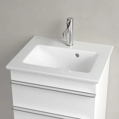 Zdjęcie produktu dla Villeroy & Boch VENTICELLO umywalka 500 x 420 mm, z przelewem, biała