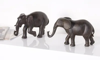 Immagine prodotto di Gilde Figur, Elefante, resina, marrone, lunghezza 16,5 cm, larghezza 26 cm, altezza 9 cm. Codice: 59474. 4001250594741. Confezione da 2 pezzi (assortita)