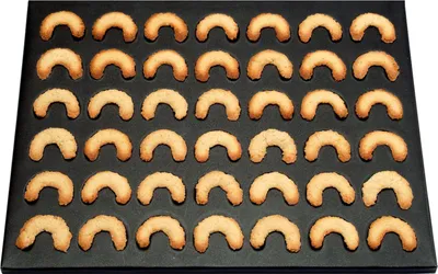 Image de Zenker 3485 / 7420 Plaque à gâteaux pour 42 croissants, revêtement antiadhésif, 42 x 32 cm, noir (1 pièce)