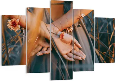 Produktbild von Bild auf Leinwand - Leinwandbild - 5 Teile - Frau Hände Wiese - 150x100cm - Wand Bild - Wanddeko - Wandbilder - Leinwanddruck - Bilder - Wanddekoration - Leinwand bilder - Wandbild - EA150x100-5126