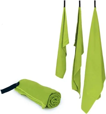 Produktbild von Famanu Mikrofaser Reisehandtuch schnell trocknend - ultraleicht und kompakt - Größe M - nachhaltiges Material - ideal für Reisen und