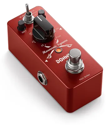 Image de Pédale d'effets pour guitare, modèle Oktav, et mini-processeur d'effets numériques Harmonic Square, offrant des effets d'octave et de modulation de hauteur