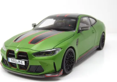 Produktbild von Minichamps 110023020 BMW M4 CSL 2022 matt grün metallic 1:18