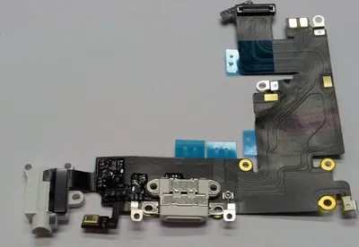 Produktbild von Docking port für iPhone 6+ weiß USB Lightning mit Kopfhörerbuchse und Mikrofon