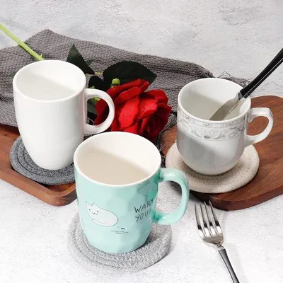 Produktbild von Famanu Untersetzer Set aus 6 handgefertigten, runden, wasserabsorbierenden Untersetzern - Vintage-Design