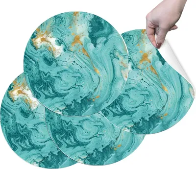 Produktbild von HUBDECO Strapazierfähige Schützende Esstischmatten - Set mit 4 abwaschbaren Vinyl-Tischmatten - Platzdeckchen für Küche - Tischmatte - Tischsets Abwaschbar - 36x36cm - Türkisfarbener Marmor