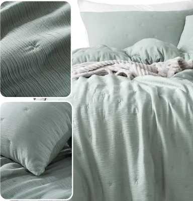 Produktbild von BETTDECKE Stella 240x260 cm in Salbeigrün – Eleganz für Ihr Zuhause