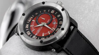 Produktbild von MALE WATCH ON BASE (ohne Box)