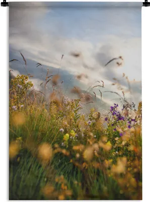Produktbild von MuchoWow® Wandteppich Wandbehang Wilde Blumen - Draußen - Gras 120x180 cm Tapisserie Dekoration Wandtuch - Schlafzimmer - Dekorationen für das Haus