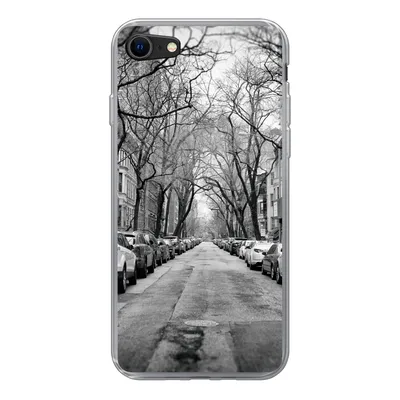 Produktbild von MuchoWow® Handyhülle Schutzhülle Hülle für iPhone 8 Geparkte Autos in New York - schwarz und weiß Silikon Softcase Handy Hülle - Schutzhaube