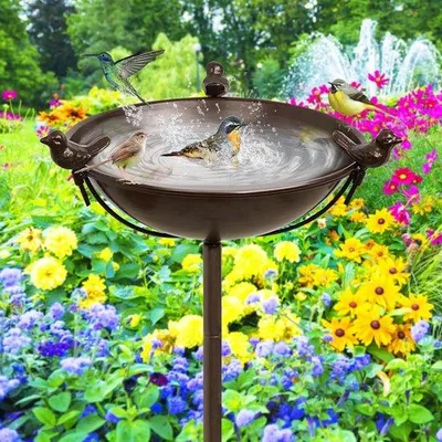 Productafbeelding van Famanu vogelbad met 3 vogelbeeldjes - 147 cm - Bruin
