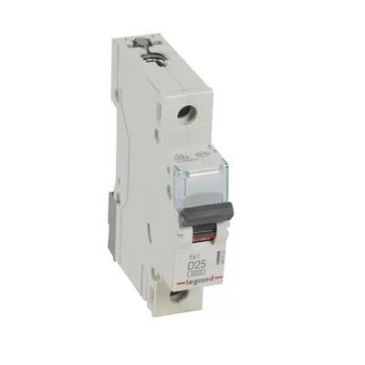 Obrázok produktu pre Legrand TX3, Miniatúrny istič, Typ D, IP20, 240 - 415 V