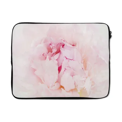 Produktbild von MuchoWow® Laptop Hülle 15 Zoll Nahaufnahme einer dichten rosa Pfingstrose Laptoptasche - Laptoptasche - Sleeve - Rundum-Schutz