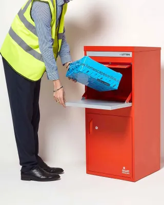 Obrázek produktu pro SMART PARCEL BOX™ Extra velká poštovní schránka na balíky, zadní a přední vyjmutí, červená
