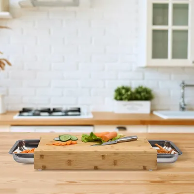 Immagine prodotto di Tagliere in bambù con scanalature e vassoi per il succo
