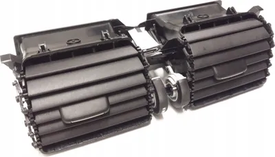 Image de VOLVO XC60 bouche d'aération centrale OE 30755643