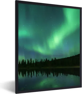 Produktbild von MuchoWow® Gerahmtes Poster Nordlicht - Bäume - Wasser - Alaska 60x80 cm - Poster mit Schwarzem Bilderrahmen Wandposter Rahmen Foto Bilder - Premium - Wanddeko Wohnzimmer