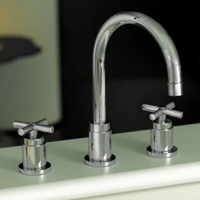 Immagine prodotto di Miscelatore per lavabo a tre fori Kronenbach Zeta 2.0, completo di gruppo di scarico