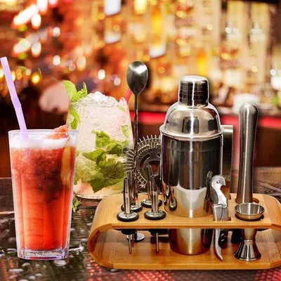 Immagine prodotto di Set da cocktail da 18 pezzi con accessori da bar - Shaker in acciaio inossidabile da 750 ml - Espositore in legno - Set per la preparazione di cocktail da bar