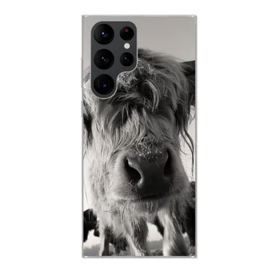 Produktbild von MuchoWow® Handyhülle Schutzhülle Hülle für Samsung Galaxy S22 Ultra Schottischer Highlander - Schwarz - Weiß - Tiere Silikon Softcase Handy Hülle - Abbildung