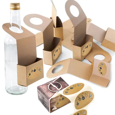 Produktbild von Logbuch-Verlag 10 Geschenkanhänger zum Befüllen für Flaschen - Alternative zur Flaschentüte - Flaschenanhänger mit Weihnachtsetikett