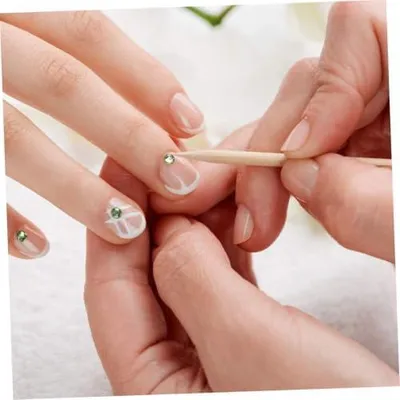 Produktbild von Einweg-Nagelstäbchen mit Nagelhautschieber für Maniküre und Pediküre