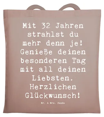 Produktbild von Mr. & Mrs. Panda Schultasche Spruch 32. Geburtstag - Braun Pastell - Geschenk, besondere Geschenke, Beutel, Tote Bag, Tasche, Jubiläum, alter, Happy Birthday, Jutebeutel