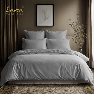 Zdjęcie produktu dla Lavea®: 1 poszewka na kołdrę, 135x200 cm, 100% bawełna, oddychająca, z zamkiem błyskawicznym, łatwa w pielęgnacji, certyfikat OEKO-TEX STANDARD 100 - srebrny