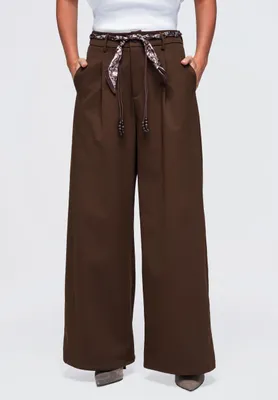 Produktbild von LARICA Damenhose mit weitem Schnitt im urbanen Stil OW-PA-E0020 brown M