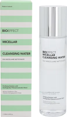 Produktbild von BIOEFFECT BES064, Frauen, 200 ml, Universal, Reinigend, Pumpenflasche, WATER (AQUA), ISOPENTYLDIOL (HYDRATING AGENT), GLYCEROL, PEG-7 GLYCERYL COCOATE, PROPYLENE GLYCOL,...
