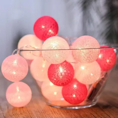 Baumwollballen Girlande mit 20 LED Fairy Lights in 3 Farben, Akku-betriebene Dekoration für Kinderzimmer, Partys und