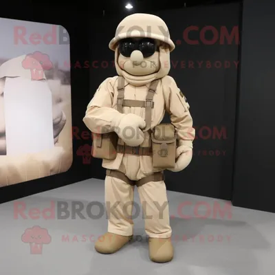Immagine prodotto di Personaggio in costume della mascotte REDBROKOLY Commando beige vestito con una tuta e valigette