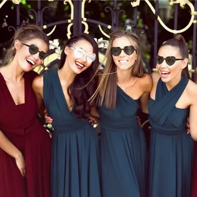 Produktbild von Herz Sonnenbrille für die Braut, Set mit 1 Brautbrille und 8 Team Braut Brillen, für Junggesellinnenabschied und Hochzeitsfeier