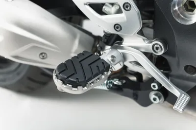 Obrázek produktu pro Sada opěrky nohou ION SW-MOTECH pro BMW S 1000 XR rok 2015, F 750/ 850 GS rok 2017
