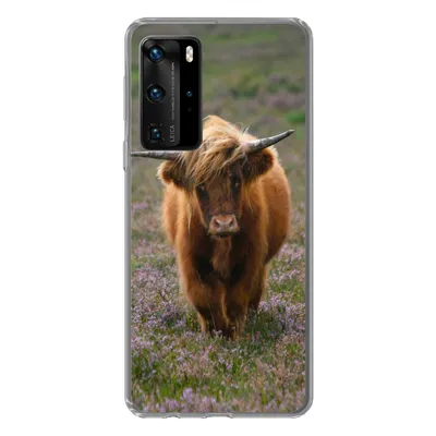 Produktbild von MuchoWow® Handyhülle Schutzhülle Hülle für Huawei P40 Pro Schottische Hochlandbewohner - Heidelandschaft - Tiere Silikon Softcase Handy Hülle - Schutz
