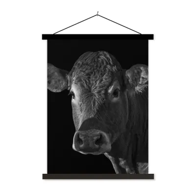 Produktbild von MuchoWow® Textilposter Kuh - Tiere - Schwarz - Weiß - Porträt 90x120 cm mit schwarzem Rahmen - Dekoration