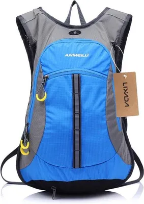 Produktbild von Famanu Rucksack 15 Liter - Wasserdicht, Ergonomisch, Mit Regenhülle