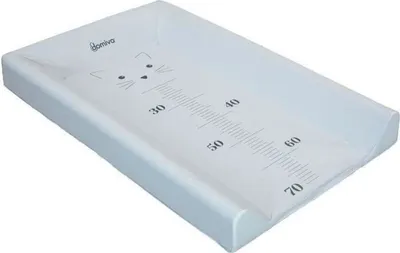 Image de Matelas à Langer Premium, 50x80 cm, Rebords Surélevés, Avec Toise, Nuage