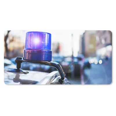 Produktbild von MuchoWow® Mauspad Mousepad Blinklicht von einem Polizeiauto zu einem Zivilfahrzeug 60x30 cm - Mousepads - Maus Mat - Pad - Mausunterlage - Nachhaltig