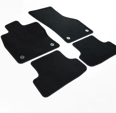 Immagine prodotto di MTM Tappetini per Audi A3 (8V) 3 porte 10.2012-03.2020 su Misura in Velluto di Alta qualità, Personalizzabili, Battitacco Rinforzato, Bordo Antiscivolo, Sagomati come Originali, cod. Plus 4023