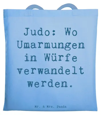 Produktbild von Mr. & Mrs. Panda Schultasche Spruch Judo Umarmungen - Sky Blue - Geschenk, Sportart, Teamsport, Jutetasche, Sport, Sportler Geschenke, Tragetasche, Beutel, Tasche, Humor
